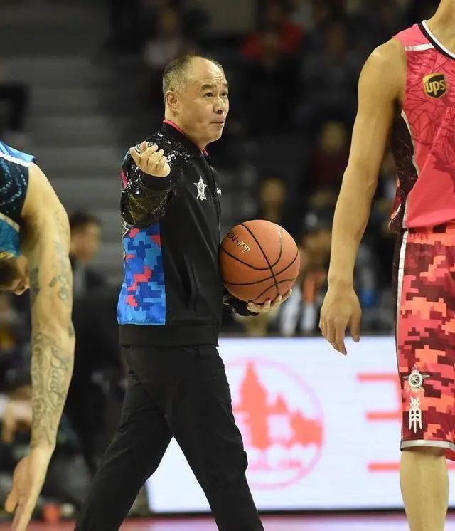 PA真人平台- 那不勒斯连胜遭终结，榜首之争白热化  